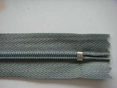 【中國拉鏈?zhǔn)笾放?重慶穿心拉鎖 產(chǎn)品暢銷海內(nèi)外】價格,廠家,圖片,拉鏈,三力(福建)拉鏈-